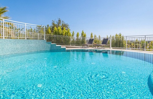 Vale de Parra Ski Chalet | Rooftop Sea View, Pool & BBQ – Albufeira