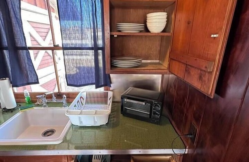 Joshua Tree Hotel | Room 5 Desert Sanctuary - Downtown Joshua Tree