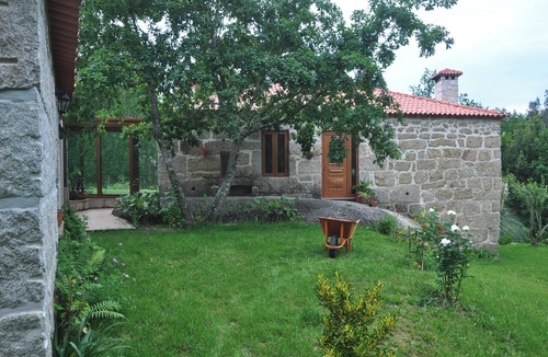Santa Comba Dao House | Room-paradise is Real at Vale Martinho S