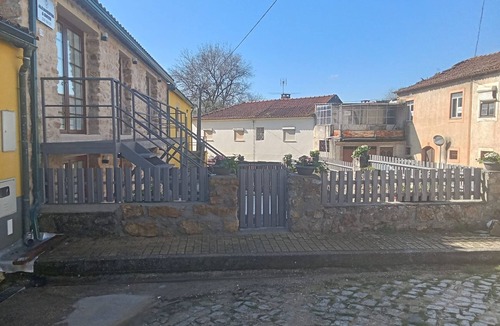 Coimbra Apartment | Room 'Quarto 1 Rc - Quinta Df' with Mountain View, Wi-Fi and Air Conditioning