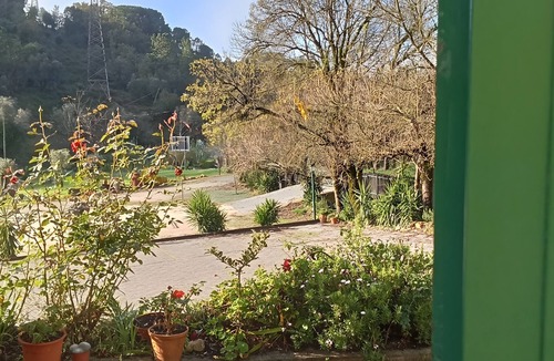 Coimbra Apartment | Room 'Quarto 1 Rc - Quinta Df' with Mountain View, Wi-Fi and Air Conditioning