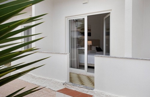 Ribamar Apartment | Room 'Twin 7' with Balcony and Wi-Fi