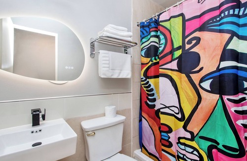 Chinatown Hotel | Royal Pagoda Motel