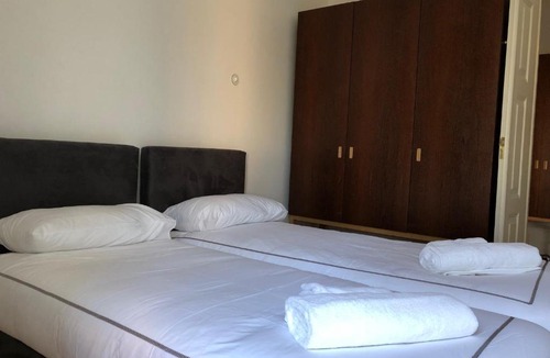 Se Nova Apartment | Rua Tenente Campos Rego, Ground Floor