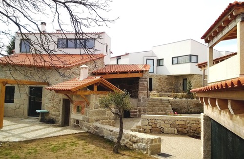 Sernancelhe House | Rural country house, modernly restored, with 4 rooms, next to Douro River