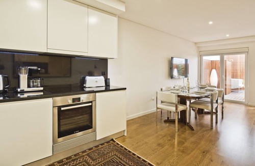 Sao Bento Apartment | São Bento Terrace Apartment (C105)