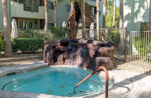 Las Vegas Condo | S. Pacific Theme Resort Minutes From The Strip. 2 BR - ALL TAXES & FEES INCLUDED