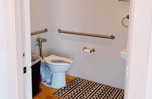 Jamul Cottage | San Diego Mountain Retreat. Best views in San Diego. Pet friendly, guest house