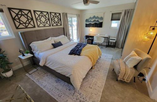 North Park House | San Diego Oasis with Hot Tub, Gym, Outdoor Theater, Yard, 10 Min From Downtown