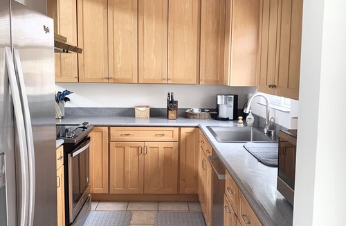 East Mesa Condo | Santa Barbara Condo-walking distance to Leadbetter Beach