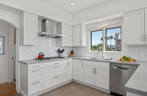 Santa Barbara House | SANTA BARBARA PARADISE IN SHADOW HILLS