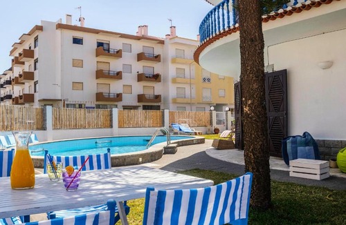 Praia de Santa Cruz Hostel | Santa Beach House