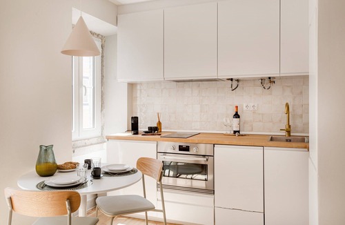 Sao Bento Apartment | Santa Catarina Urban Chic | Lisbon
