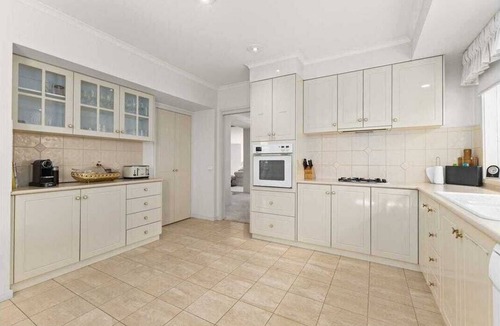 Traralgon House | Sarovar Holidays: A luxurious retreat in the heart of Traralgon