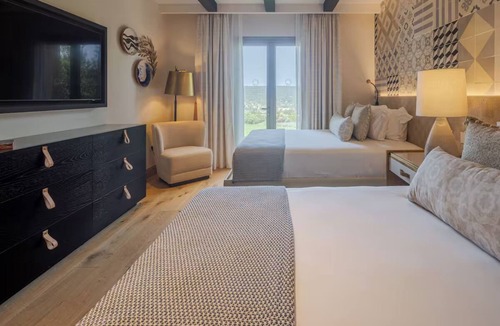 Tor Hotel | Scenic Hilltop Room w/Fresh Air & Beautiful Balcony Views in Algarve