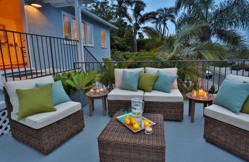 East Mesa Villa | Sea Glass Cottage by Paradise Retreats