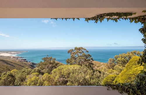 Monserrate Cottage | SEA´YA - Thoughful Stays - Villa Wanted