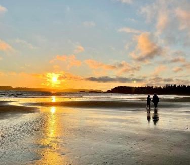 Tofino Bed & Breakfast | Seafarer Bed & Breakfast