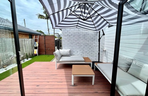 Mermaid Beach Villa | Seashell Villa By Mermaid Beach/Nobbys Beach