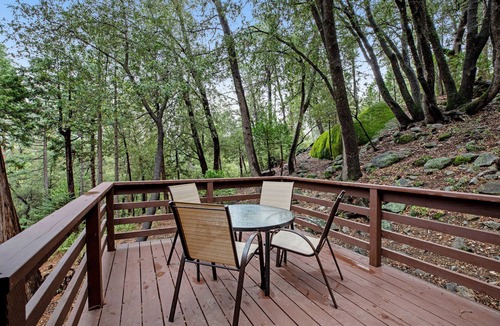 Idyllwild Cabin | Secluded Dog-Friendly Cabin w/Wood Fireplace, Deck, Private W/D, Mtn Views