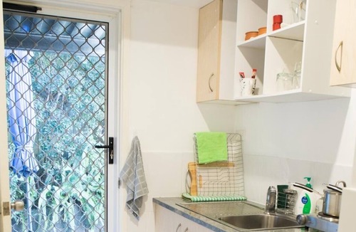 Highland Park House | SELF CONTAINED GRANNY FLAT