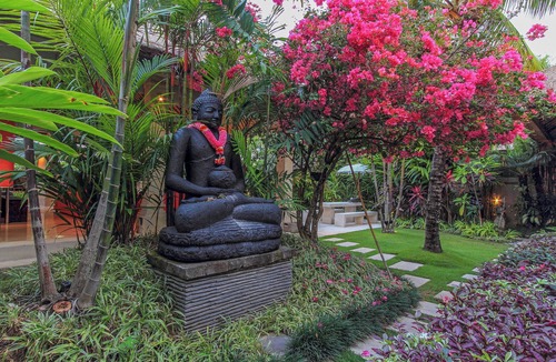 Central Seminyak Villa | Seminyak villa close to all the famous hotspots!
