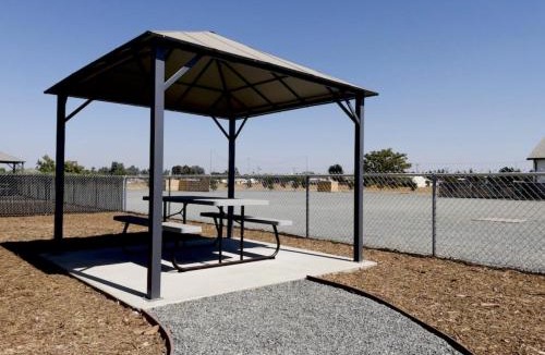 Visalia House | Sequoia Living Pet Friendly with Fenced Yard