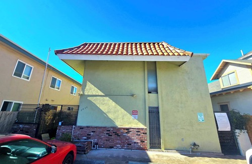 Hillcrest Apartment | Serene 1-bedroom apartment with AC in sunny San Diego