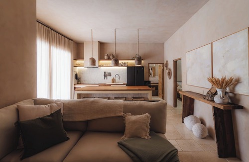Uluwatu House | Serene 3BR Villa, Stylish Interiors, beach close
