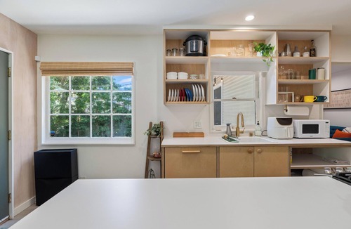 Hollywood Hills West House | Serene Bohemian-Style 2 BDRM Artist's Retreat