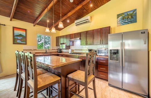 Tamarindo House | Serene Mar Azul Zen Villa w/Pool & Yoga Platform