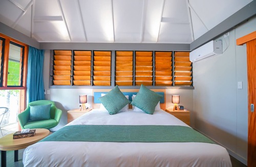 Bounty Island Hotel | Serenity Island Resort