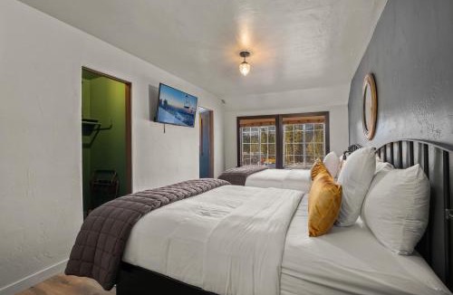 Big Bear Lake Resort | Sessions Retreat & Hotel