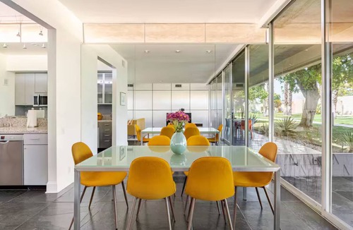 Palm Springs Condo | Seven Lakes Country Club home with piano