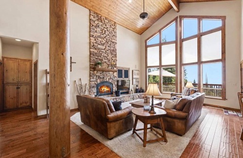 Shaver Lake House | Shaver Dreamin - Mountain Views, Hot Tub Nights