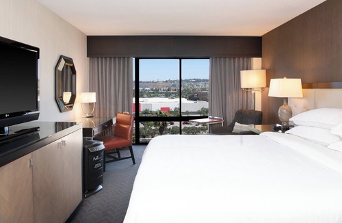 Mission Valley Hotel | Sheraton Mission Valley San Diego Hotel