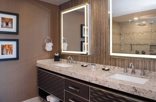 Mission Valley Hotel | Sheraton Mission Valley San Diego Hotel