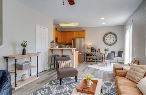 Copperopolis House | Sierra Foothills Retreat with public Lake Access