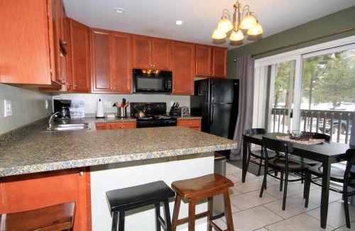 Mammoth Lakes Apartment | Sierra Park Villas 65
