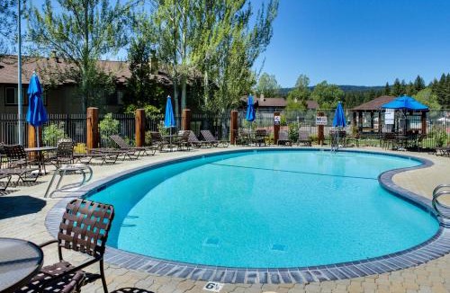 Lake Forest Apartment | Sierra Sky