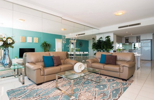 Biggera Waters Apartment | Silvershore Apartments on the Broadwater
