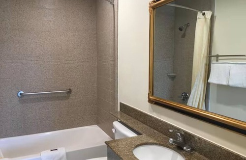 Arlington Hotel | Simply Home Suites - Cozy Comfort, Feels Like Home