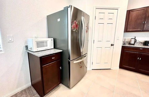 Sovana House | Single house, 2023 built, 5 bedroom, Sleeps 12, Near Las Vegas Strip