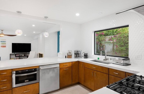 Tahquitz River Estates House | Sky Lounge - putting green, fire pit, pool/spa