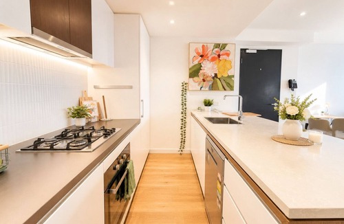 Fortitude Valley Apartment | Skyline Sanctuary | Luxe Valley Apartment