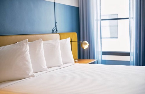 Theater District Hotel | Sleek Boutique Room in Nob Hill Near Wharf, Shops & Grace Cathedral