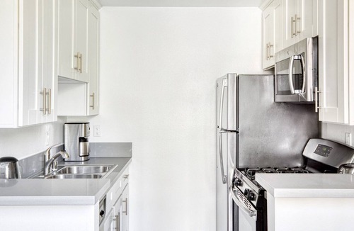Westwood Apartment | Sleek Westwood 1BR w/ Gym, Pool, walk to Shops, by Blueground