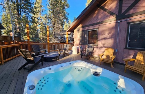 Summit Estates Condo | Slopeside Cabin C W Hot Tub & Slope View Parking
