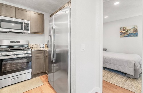 Boulder Bay House | Snow Ridge Condo - Lakefront Complex, Walk to Lake, Heated Pool