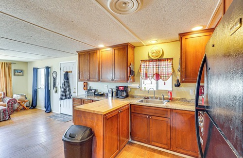 Quartzsite House | Snowbird Heaven: Rural Quartzite Home Near Hiking